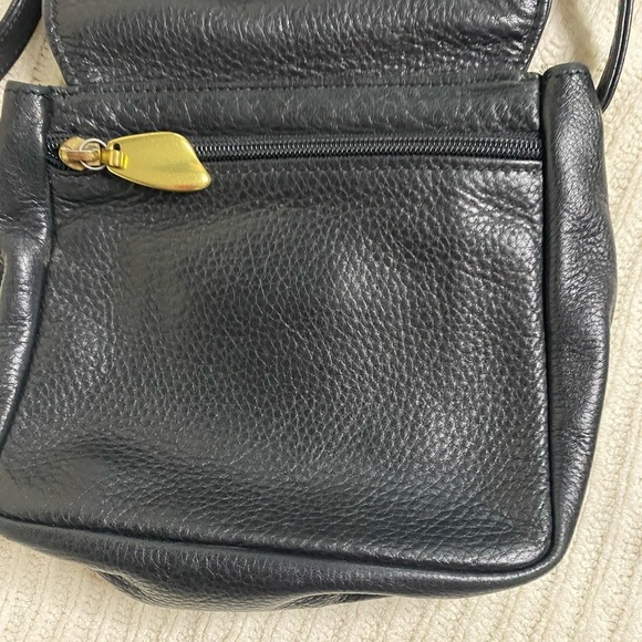 Libaire Black Crossbody Purse Made in USA - Picture 9 of 9